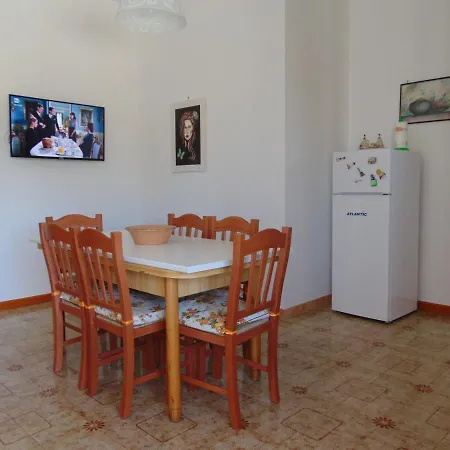 Villa Dimora Tra Gli Ulivi *