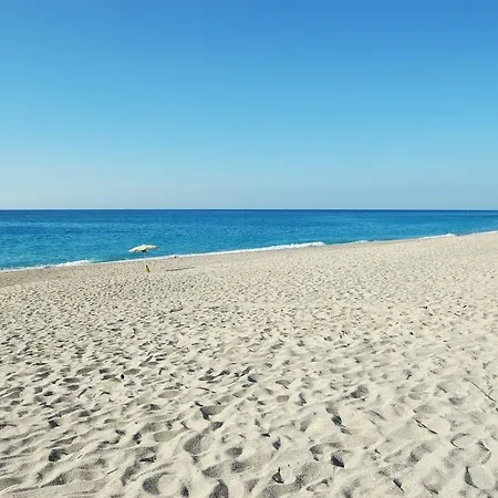 Dimora Tra Gli Ulivi * Torre Suda
