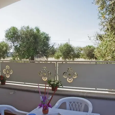 Dimora Tra Gli Ulivi Villa Torre Suda